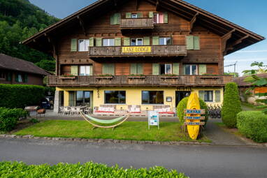 Lake Lodge Iseltwald - Swiss Hostels
