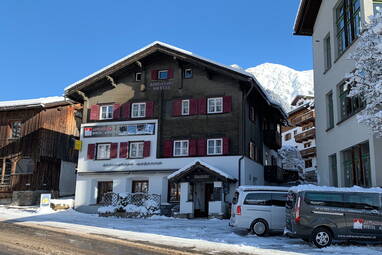Adventure Hostel Klosters - Swiss Hostels